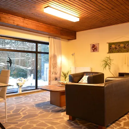 Near Castle Ruins アパート *